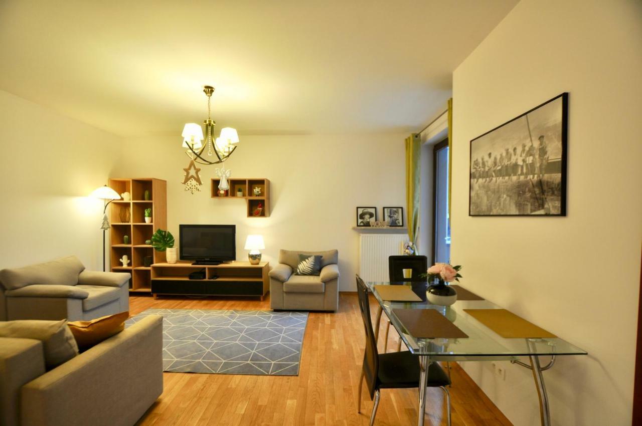 Mlociny Metro Apartment وارسو المظهر الخارجي الصورة