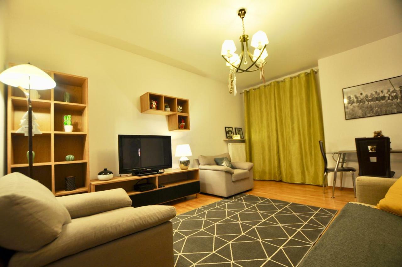 Mlociny Metro Apartment وارسو المظهر الخارجي الصورة
